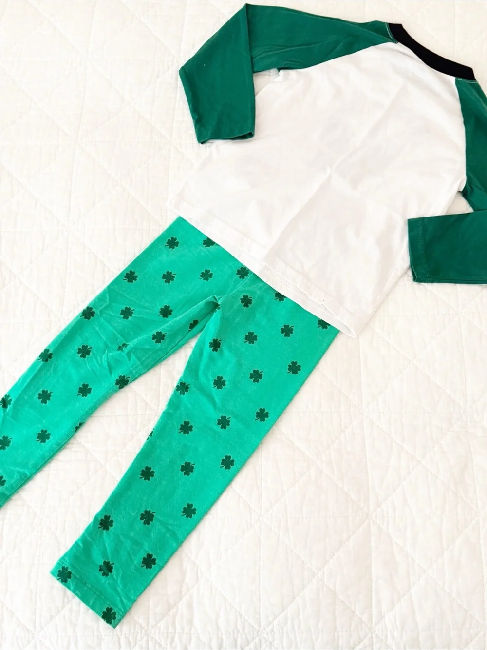 Way to Celebrate! Kids 4T St. Patrick's Day Kids Pajama Set White Green